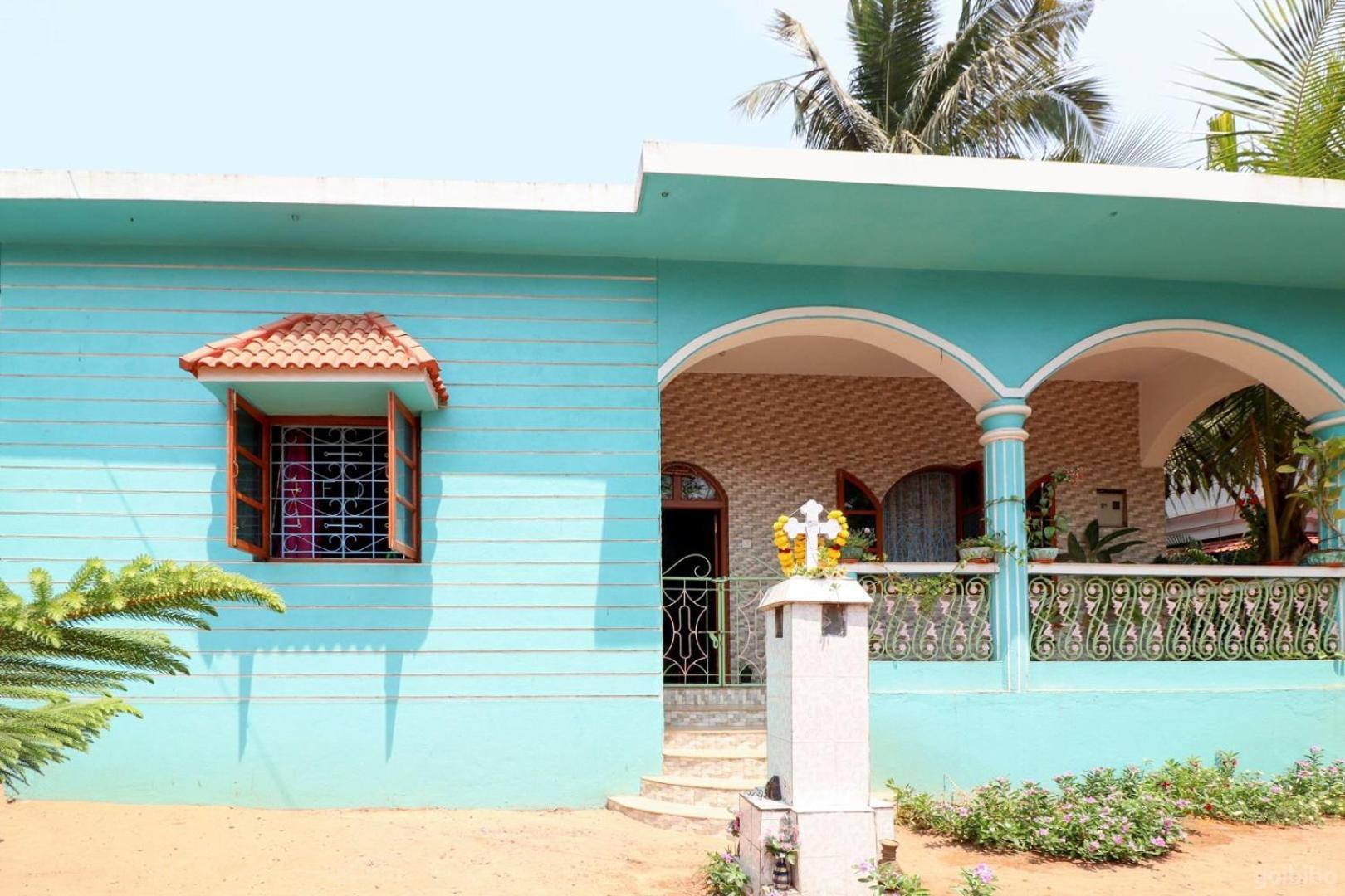 Fraddie Guest House Calangute Buitenkant foto